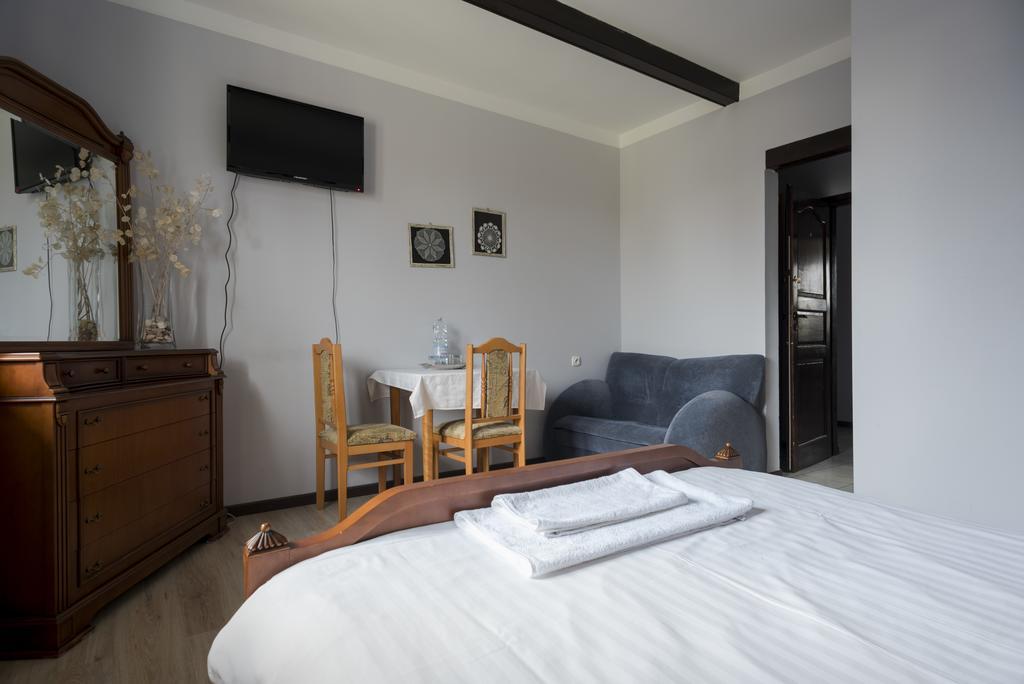 Gosciniec Exclusive Apartment Варшава Екстериор снимка