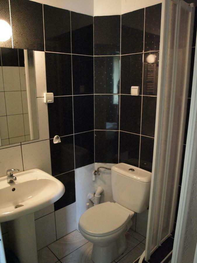 Gosciniec Exclusive Apartment Варшава Екстериор снимка