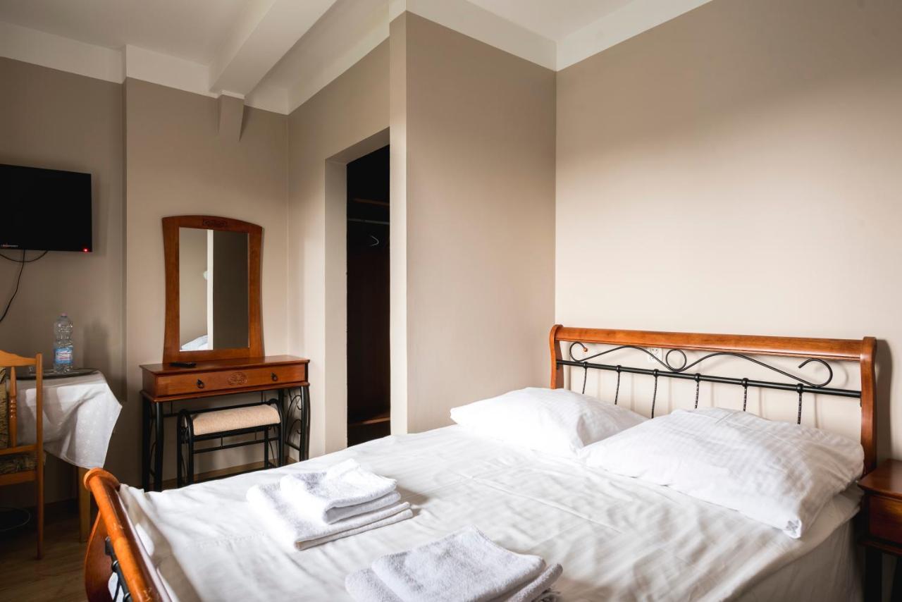 Gosciniec Exclusive Apartment Варшава Екстериор снимка