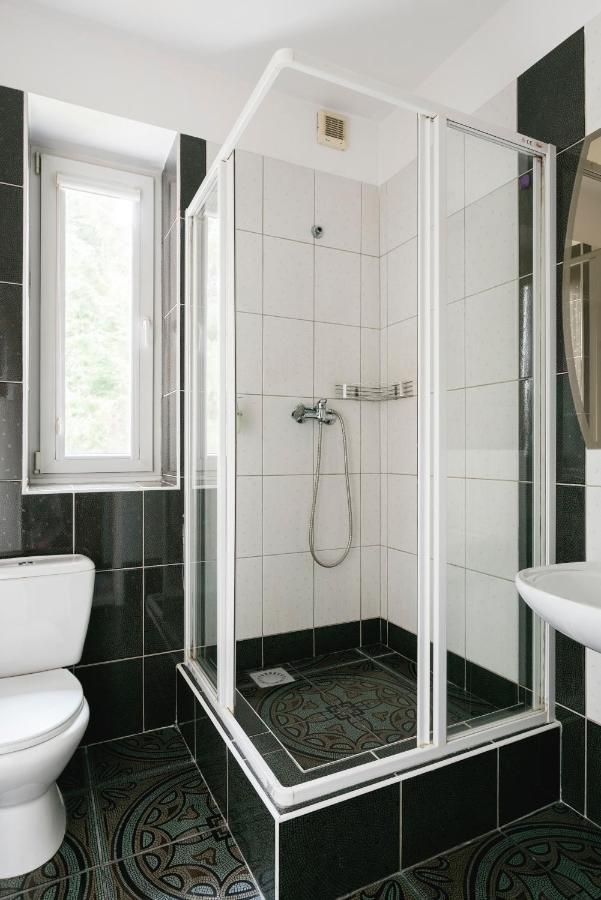 Gosciniec Exclusive Apartment Варшава Екстериор снимка