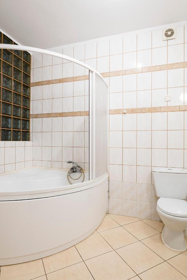 Gosciniec Exclusive Apartment Варшава Екстериор снимка