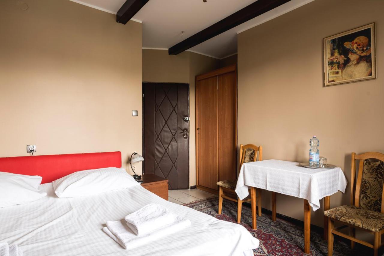 Gosciniec Exclusive Apartment Варшава Екстериор снимка
