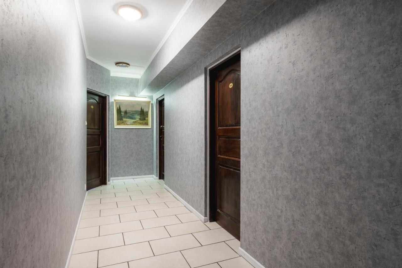 Gosciniec Exclusive Apartment Варшава Екстериор снимка